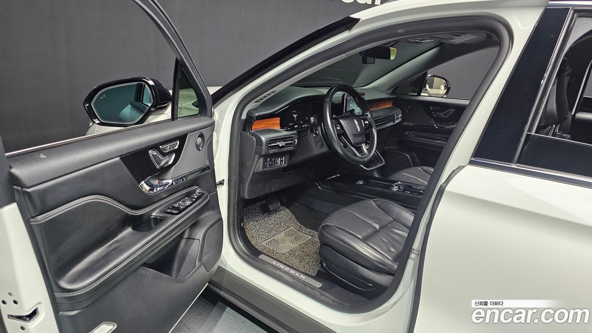 Lincoln Corsair 2020