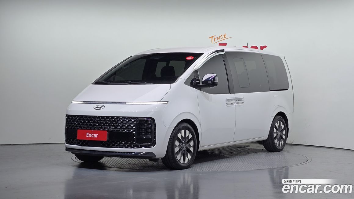Hyundai Staria 2022