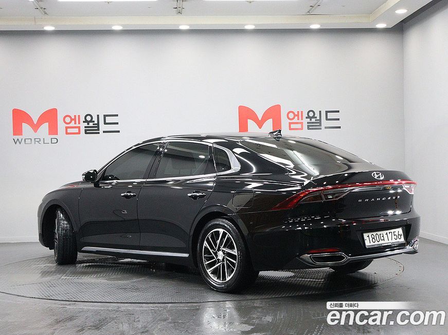Hyundai Grandeur 2020