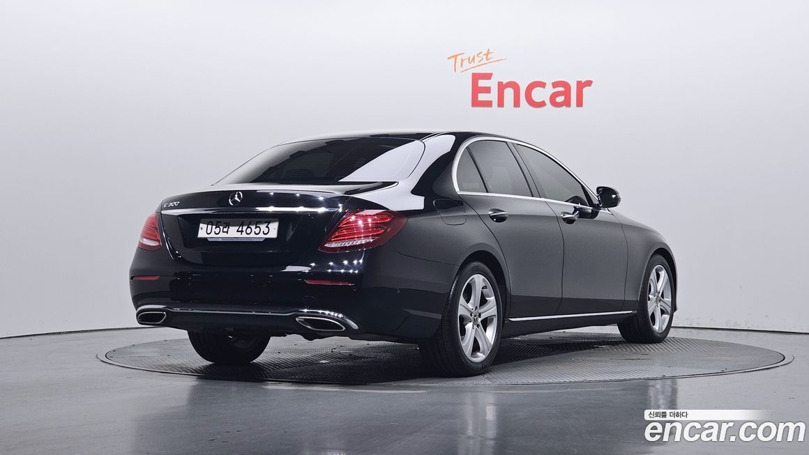 Mercedes-Benz E-Class 2018