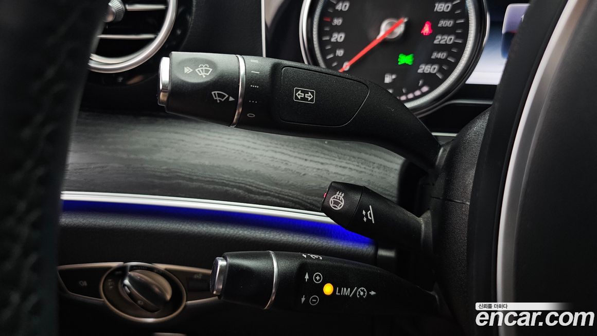 Mercedes-Benz E-Class 2018