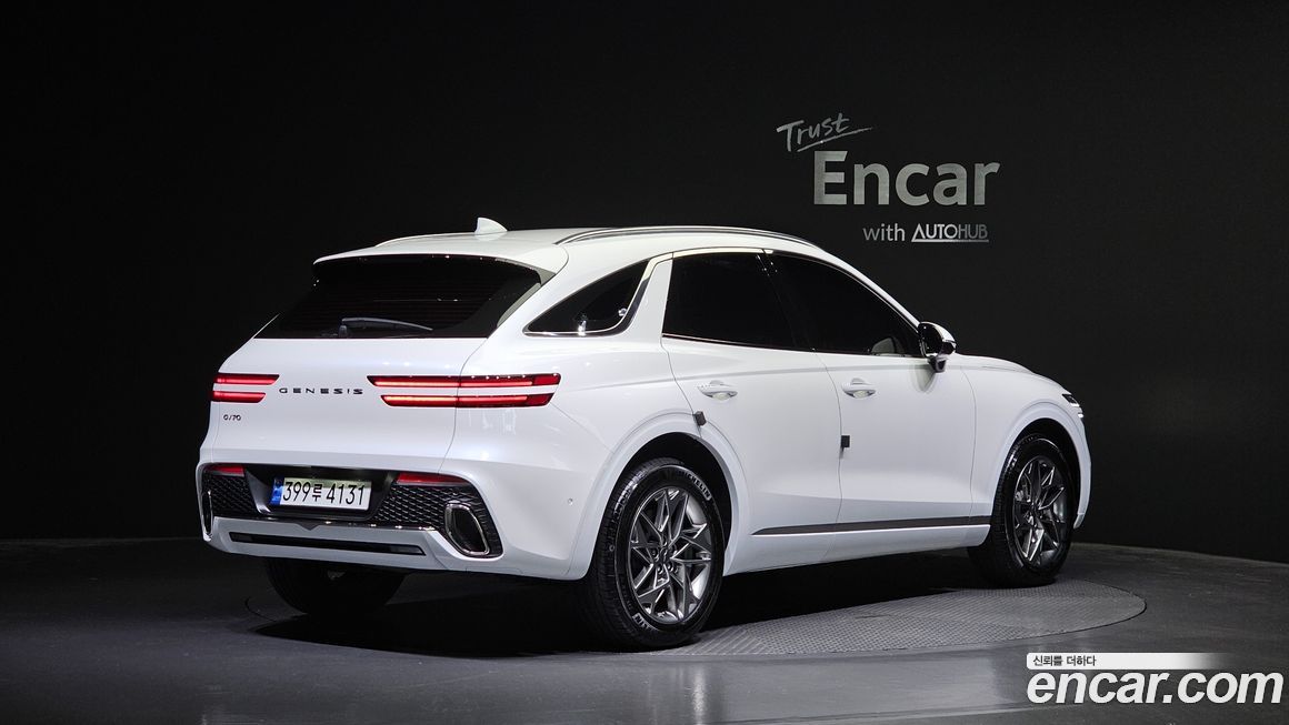 Genesis GV70 2023
