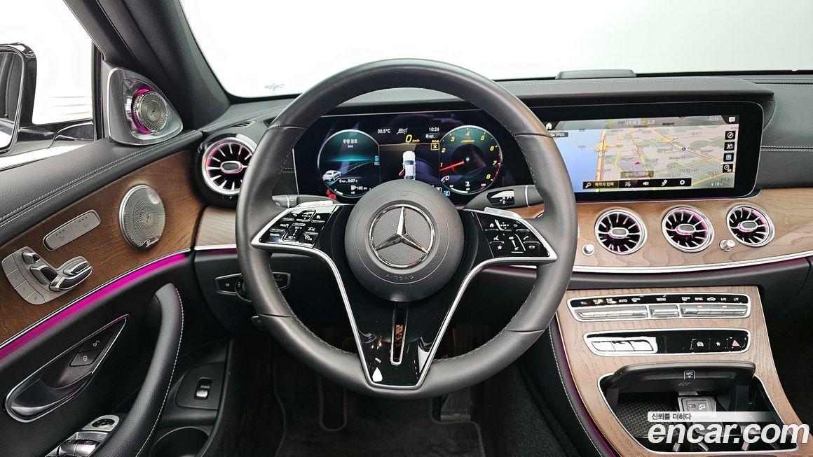 Mercedes-Benz E-Class 2023