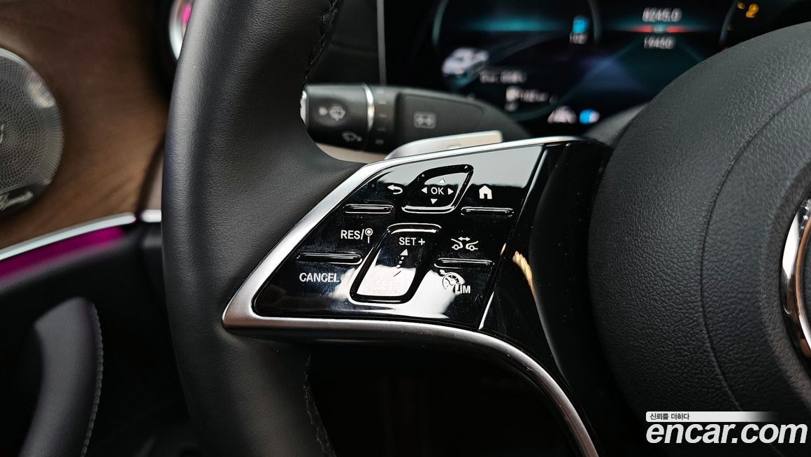 Mercedes-Benz E-Class 2023