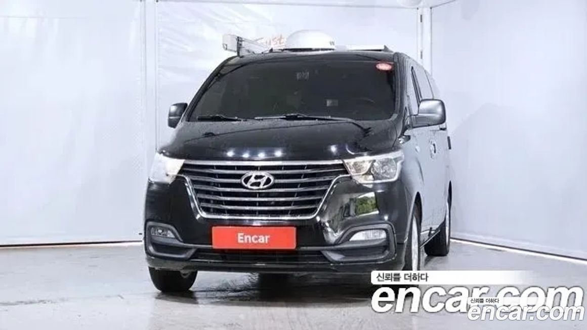 Hyundai Starex 2019