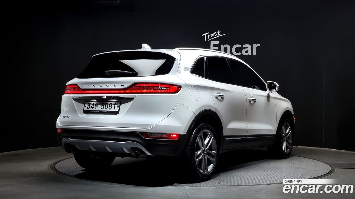 Lincoln MKC 2019