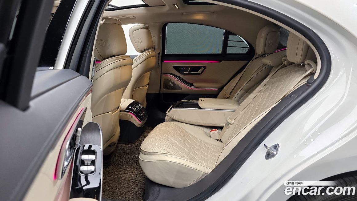 Mercedes-Benz S-Class 2022