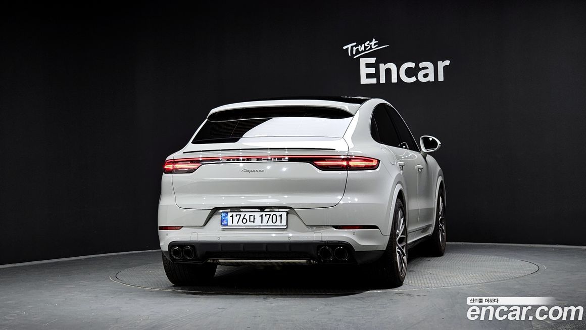 Porsche Cayenne 2023