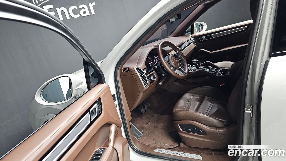 Porsche Cayenne 2023