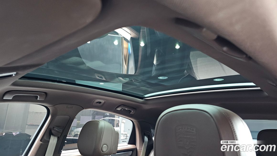 Porsche Cayenne 2023