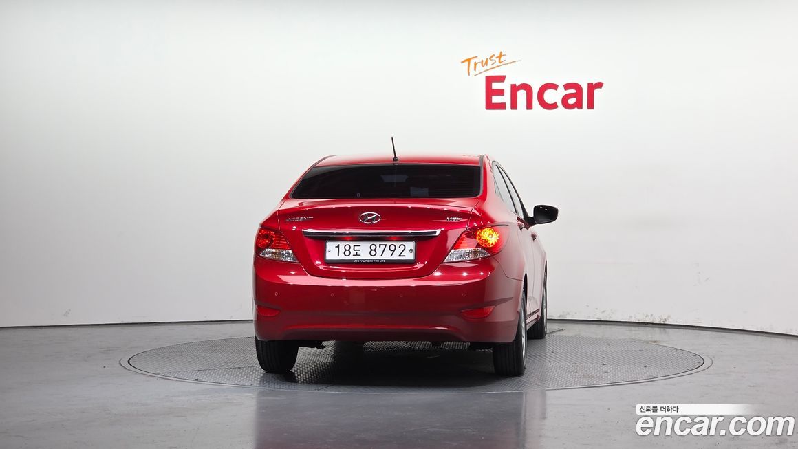 Hyundai Accent 2014