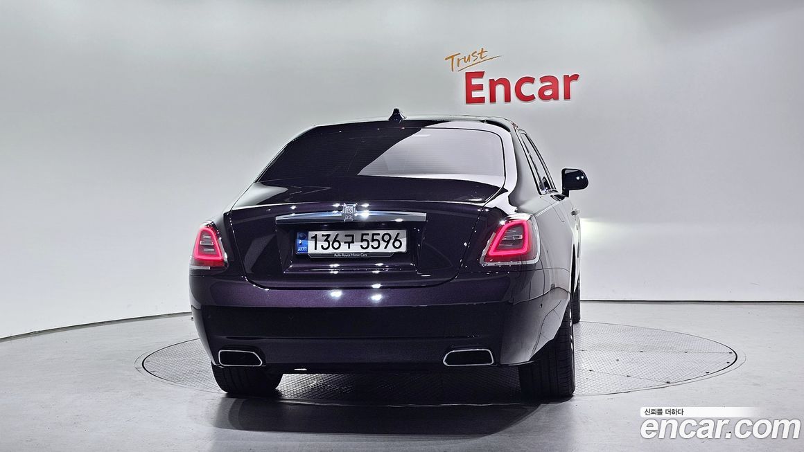 Rolls-Royce Ghost 2021