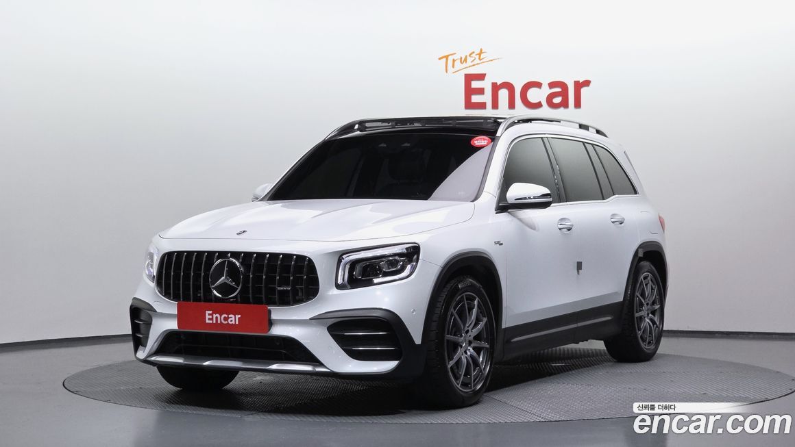 Mercedes-Benz GLB-Class 2023