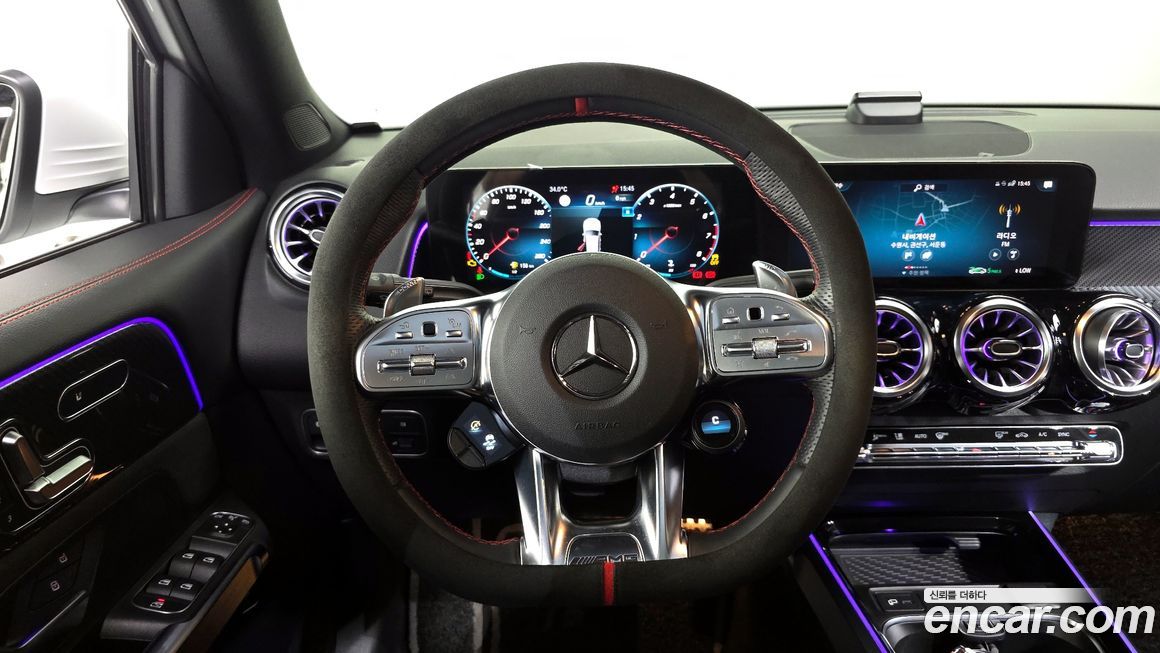 Mercedes-Benz GLB-Class 2023