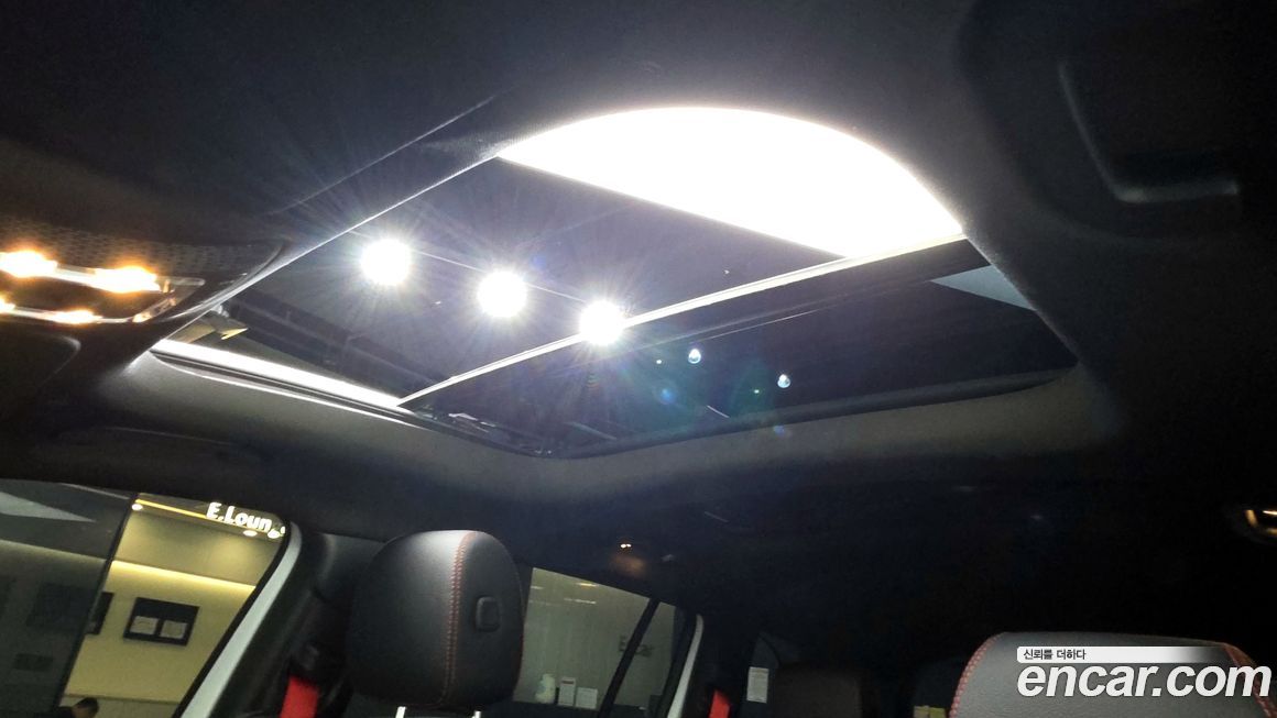 Mercedes-Benz GLB-Class 2023