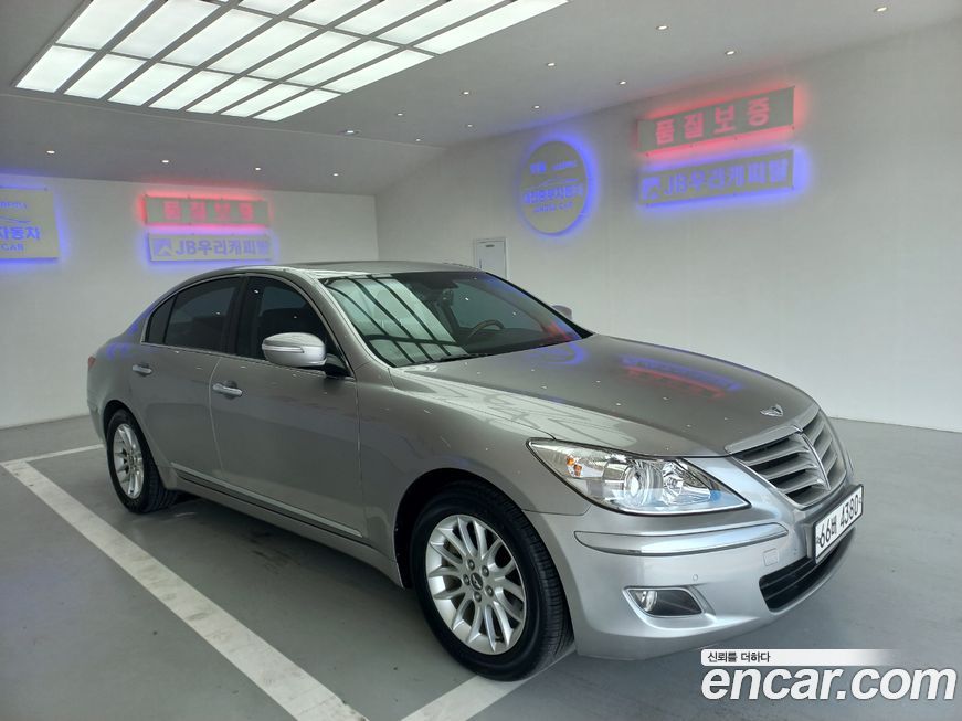 Hyundai Genesis 2010