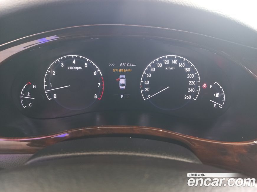 Hyundai Genesis 2010