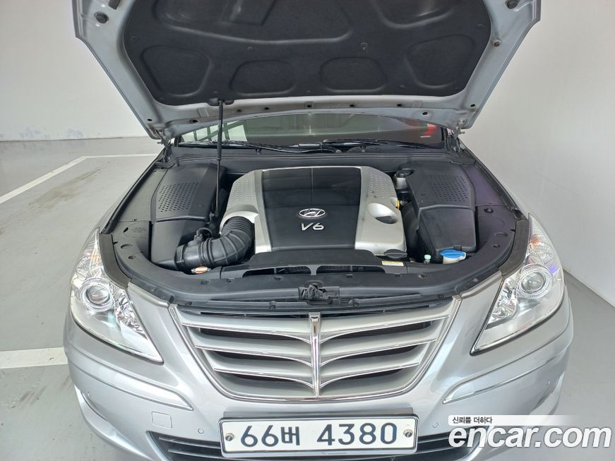 Hyundai Genesis 2010