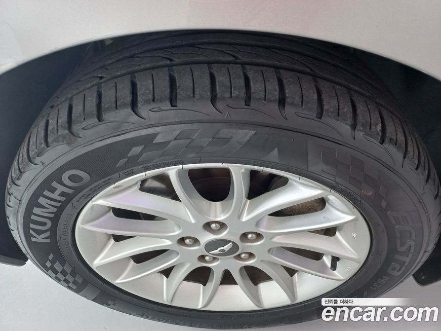 Hyundai Genesis 2010