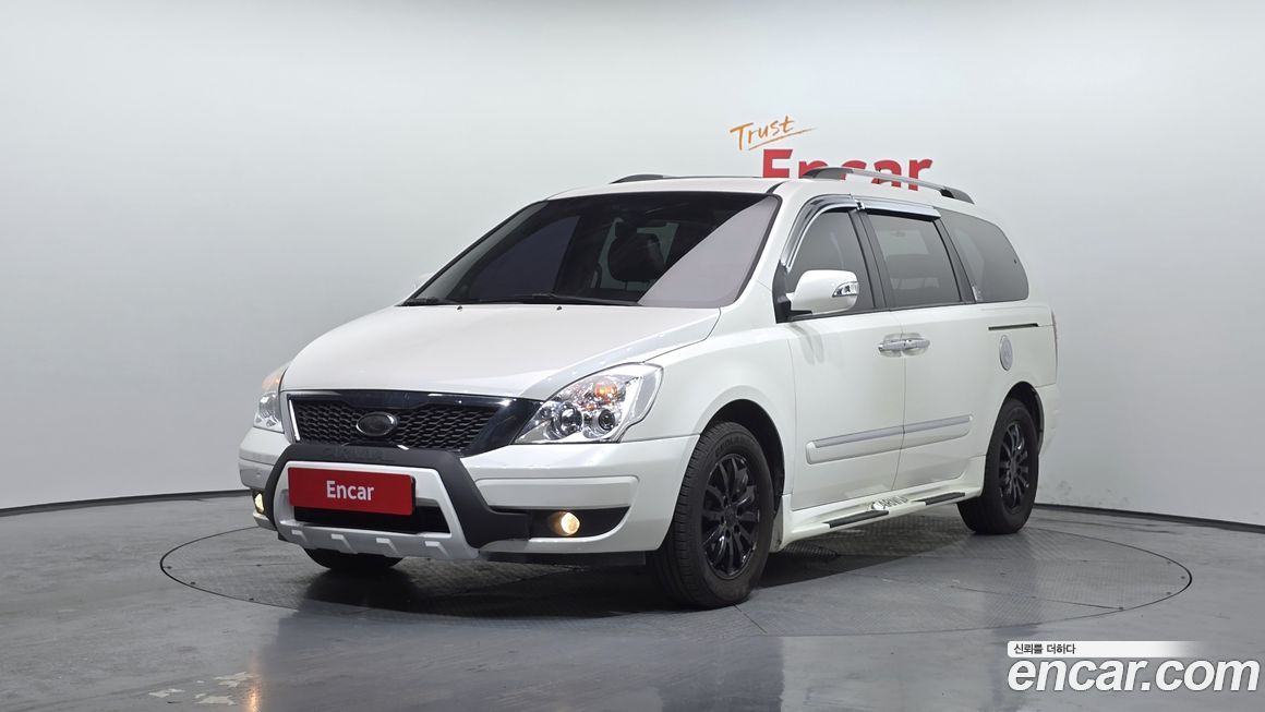 Kia Canival 2011