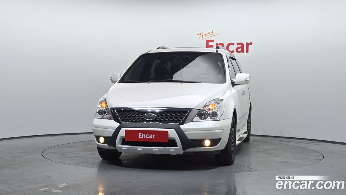 Kia Canival 2011