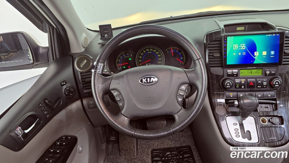 Kia Canival 2011