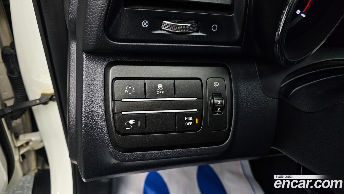 KG_Mobility_Ssangyong TIBOLI 2016