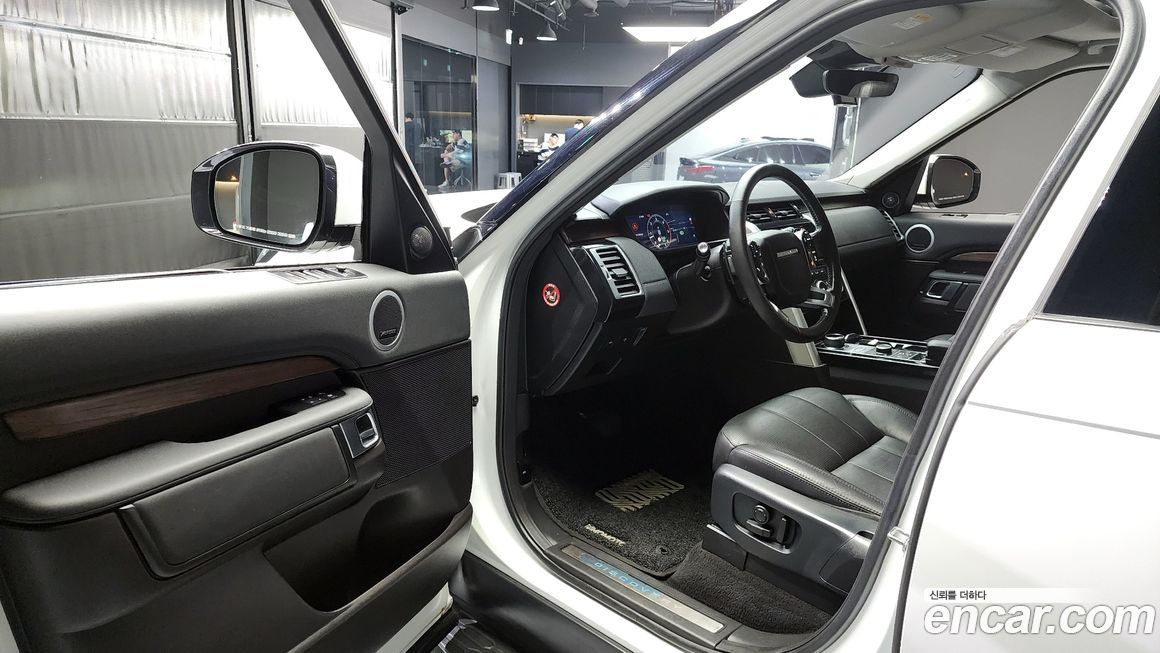 Land Rover Discovery 2019