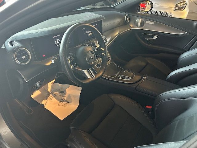 Mercedes-Benz E 300 2023