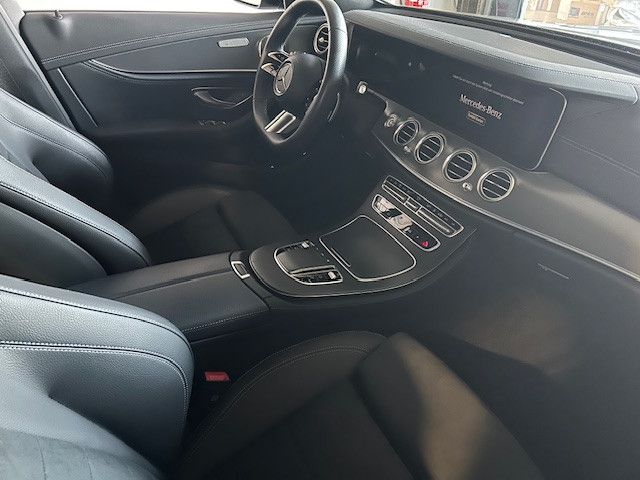 Mercedes-Benz E 300 2023