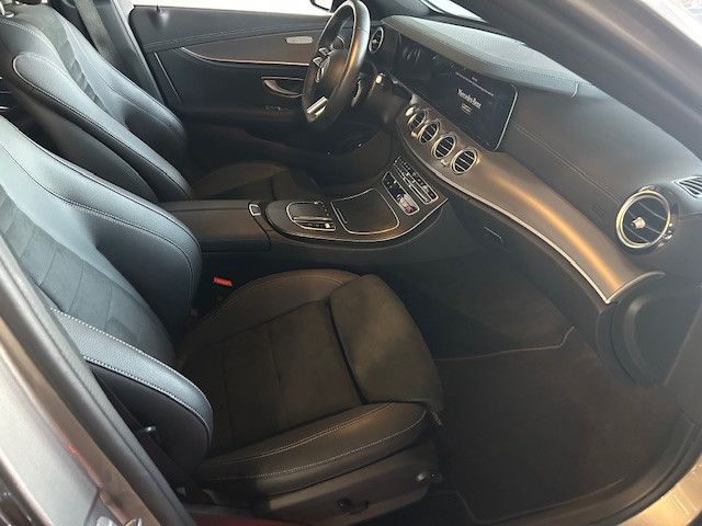 Mercedes-Benz E 300 2023