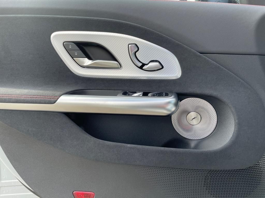 Mercedes-Benz CLA 250 2025