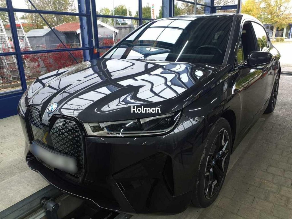BMW iX 2023