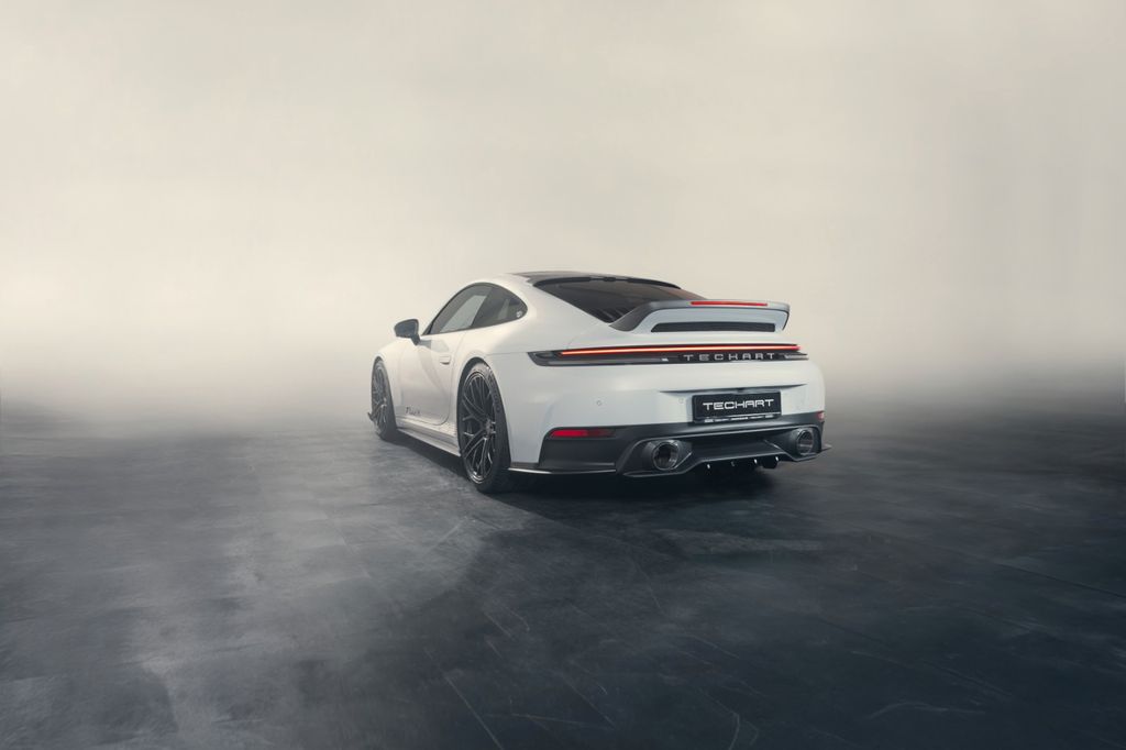 Porsche 992 2025