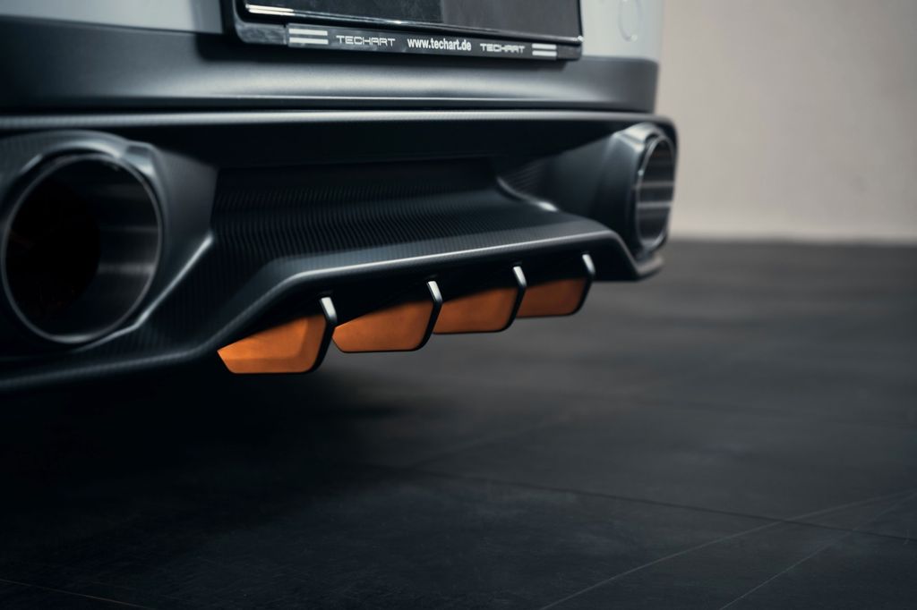 Porsche 992 2025