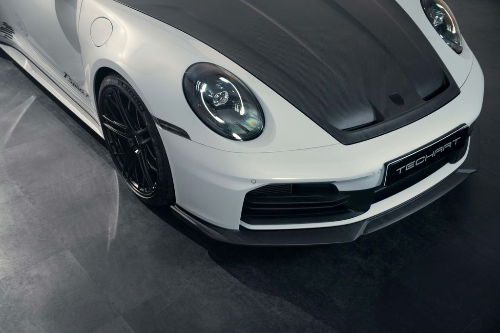 Porsche 992 2025
