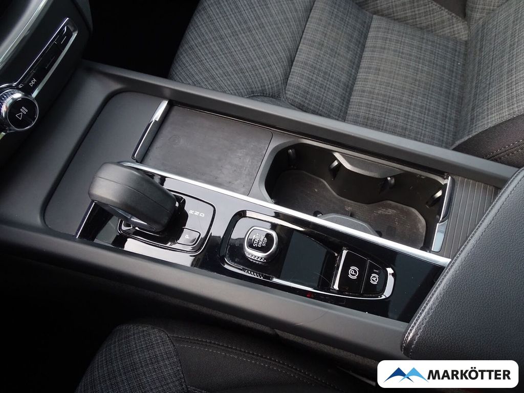 Volvo XC60 2022