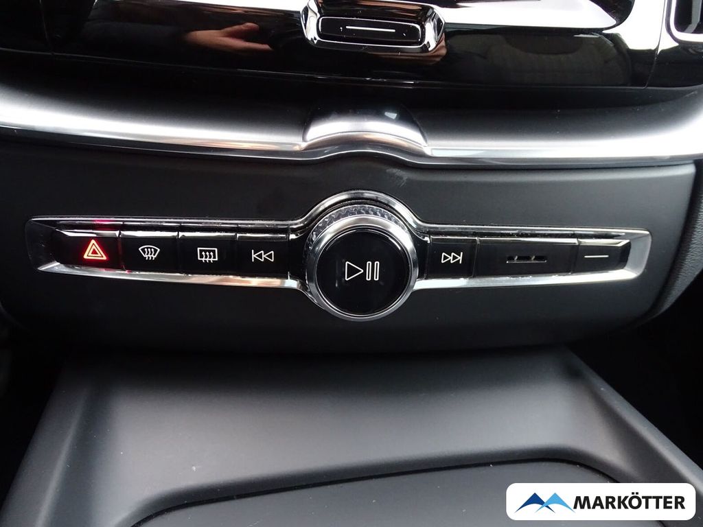 Volvo XC60 2022