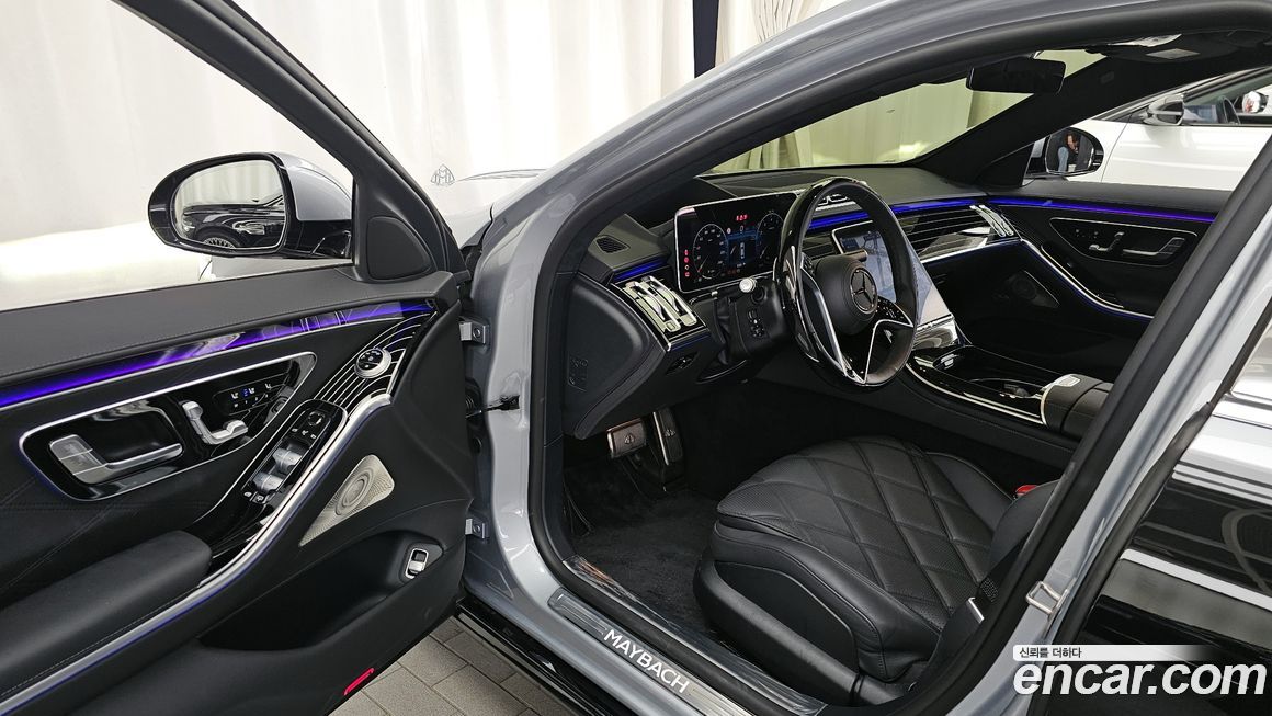 Mercedes-Benz S-Class 2024