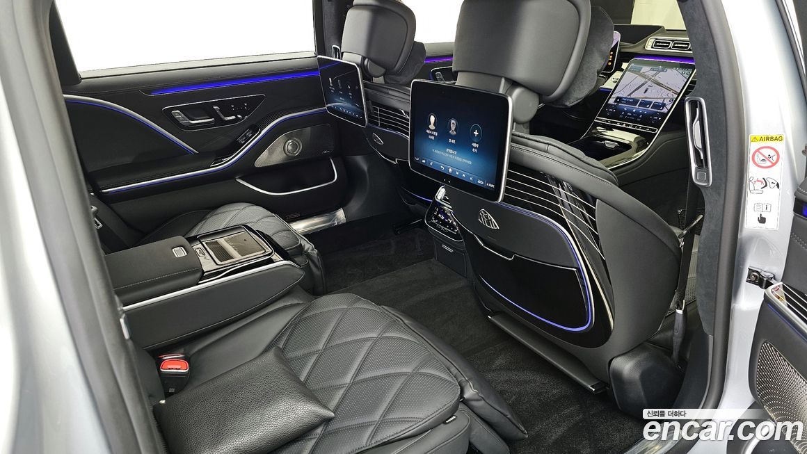 Mercedes-Benz S-Class 2024