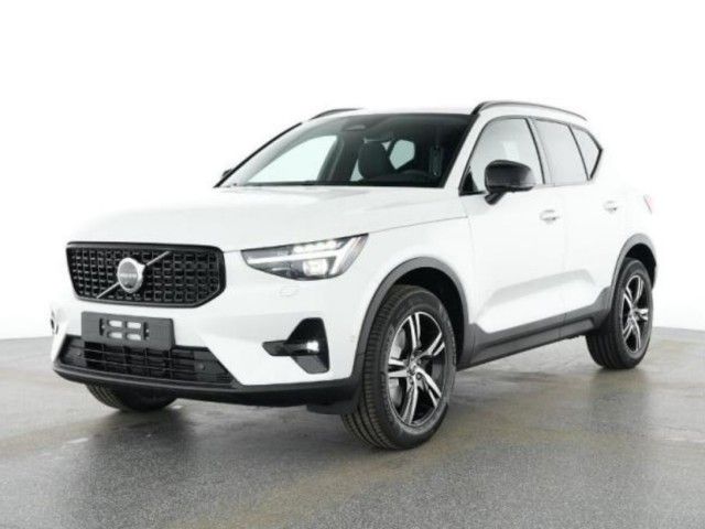 Volvo XC40 2025
