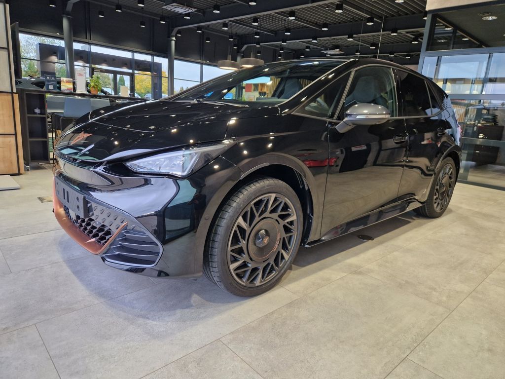 Cupra Born 2025