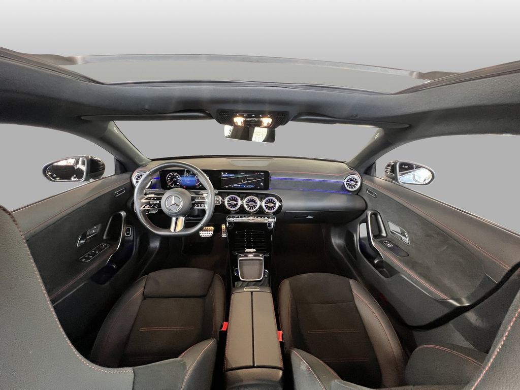 Mercedes-Benz CLA 200 2024