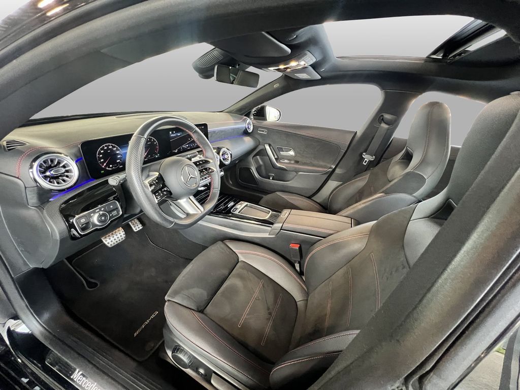 Mercedes-Benz CLA 200 2024