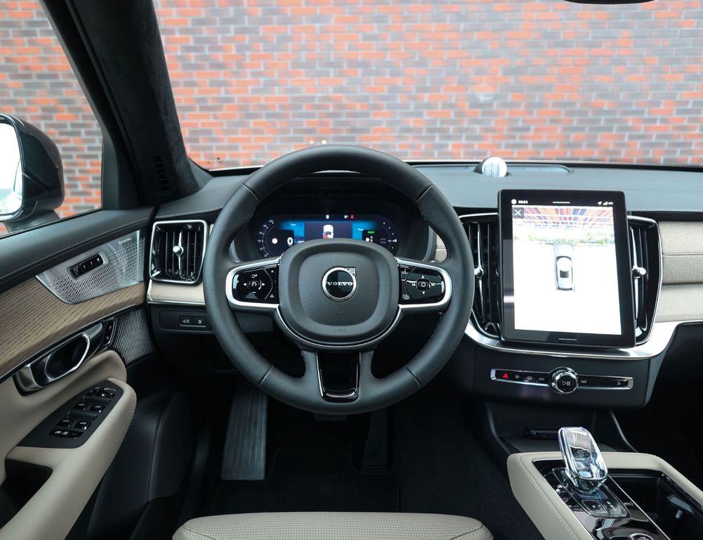 Volvo XC90 2025
