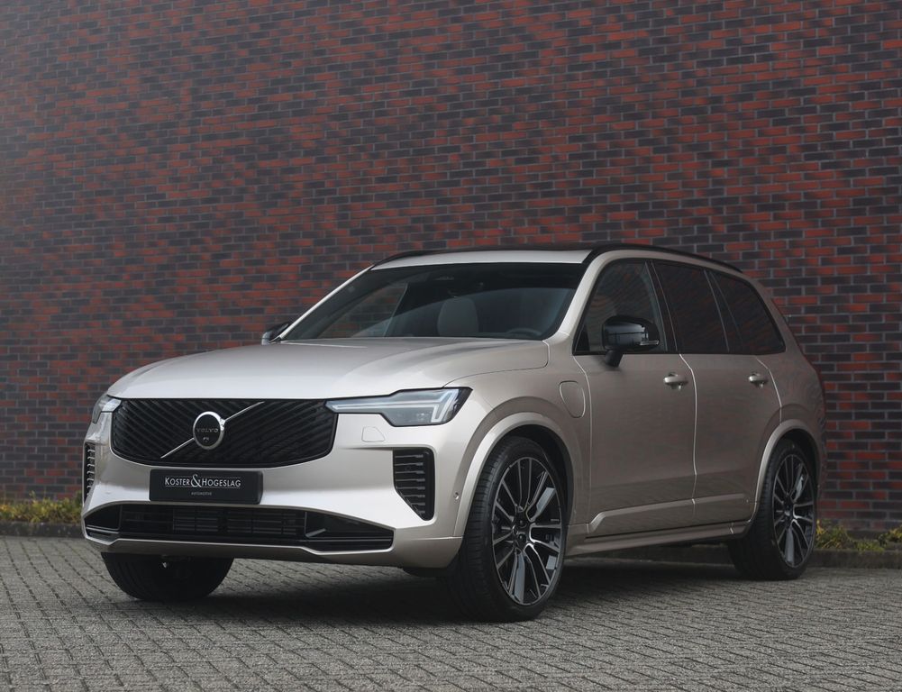 Volvo XC90 2025