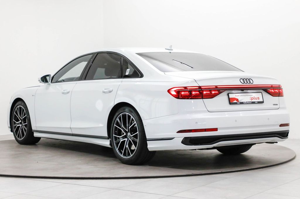 Audi A8 2022