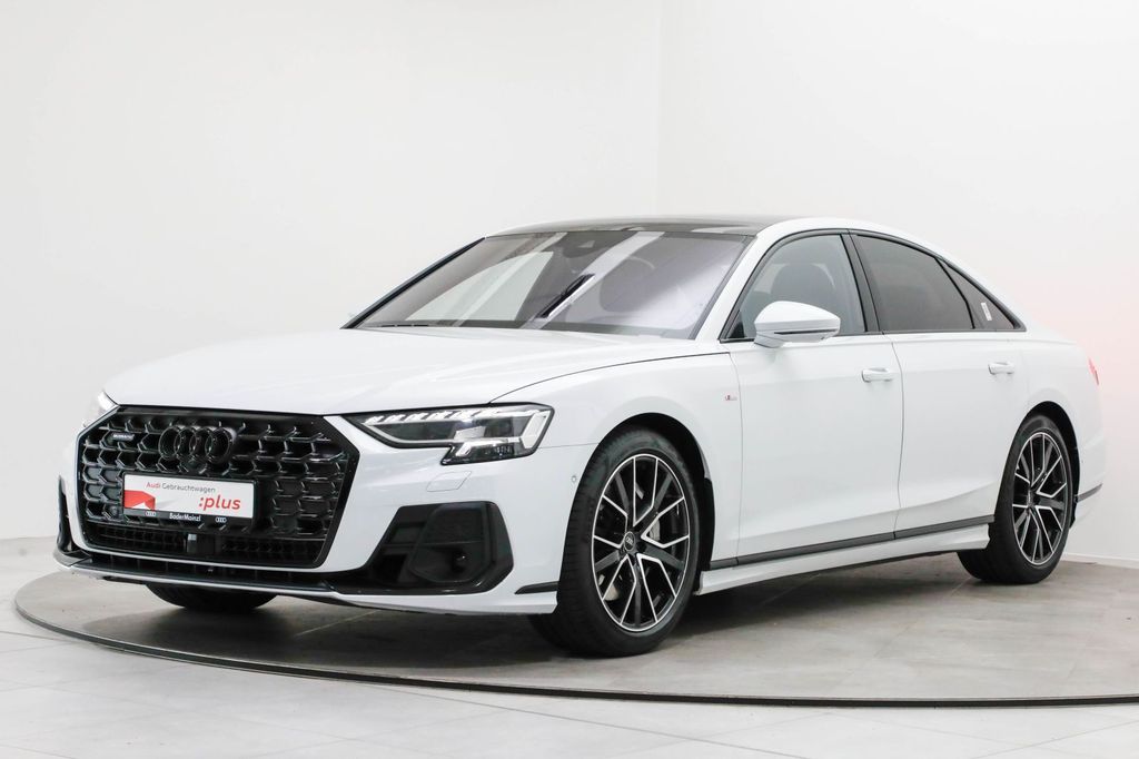 Audi A8 2022