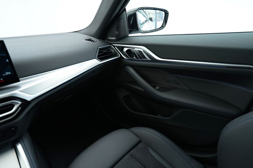 BMW i4 2024