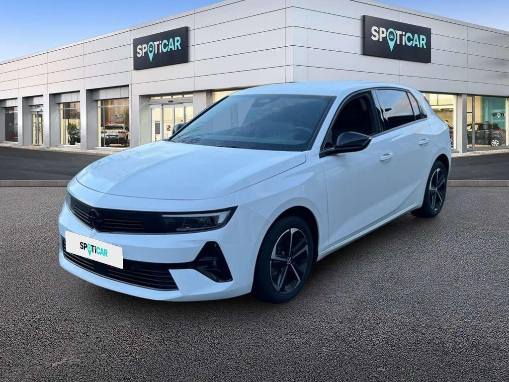 Opel Astra 2024